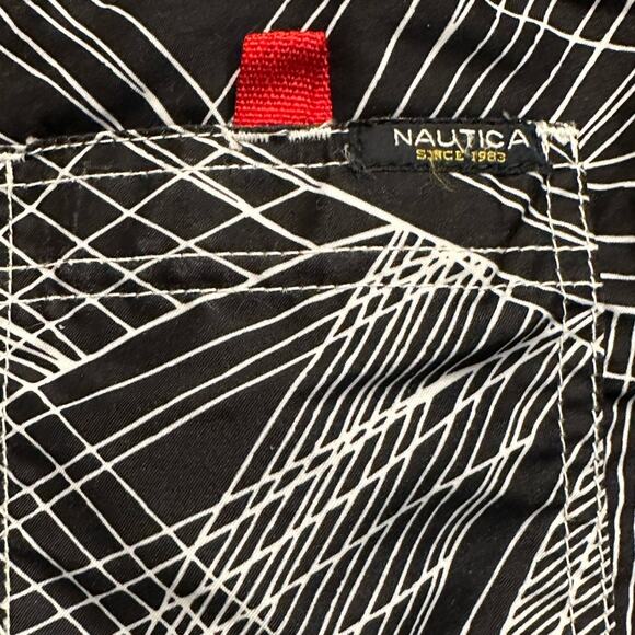 Nautica Black and White Youth XL 18/20 Swim Trunks - Picture 3 of 5